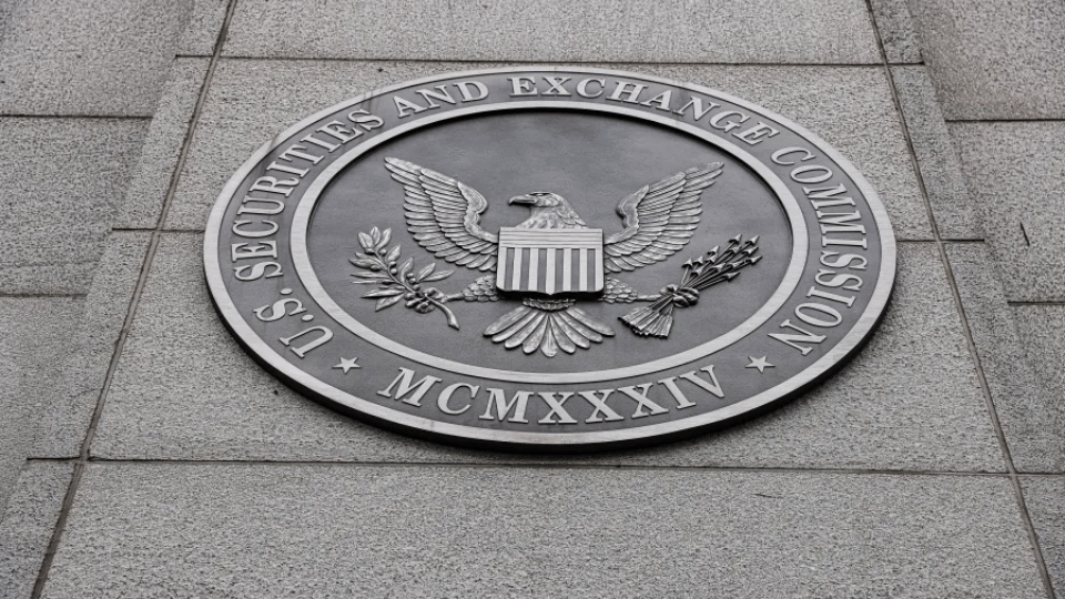 Wall Street Reality Check: Federal Regulators Probe Collapsing AI Hedge Fund Situational Awareness