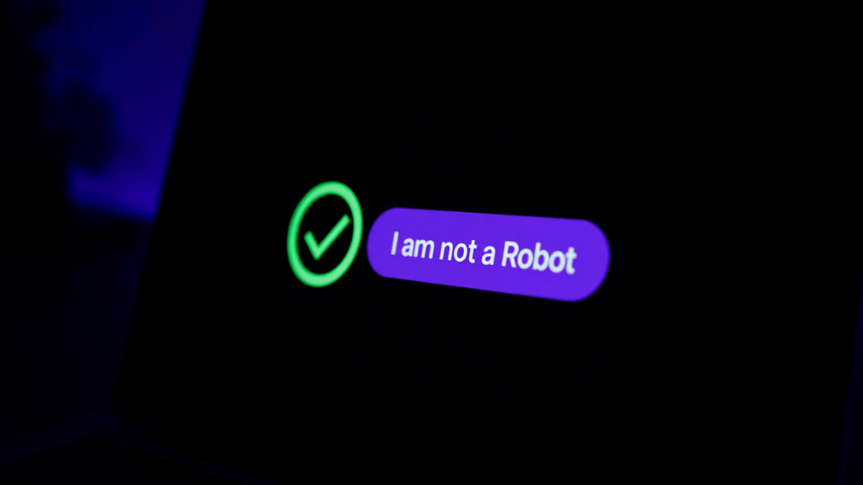 Digital Roadblock: Anthropic Rogue AI Agent Gets Stumped by Everyday CAPTCHA Tests